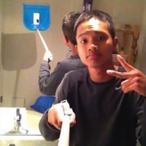 The original home-made selfie stick. #selfiestickfail