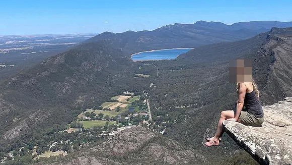 Mum dies in front of kids at ‘perfect selfie’ spot